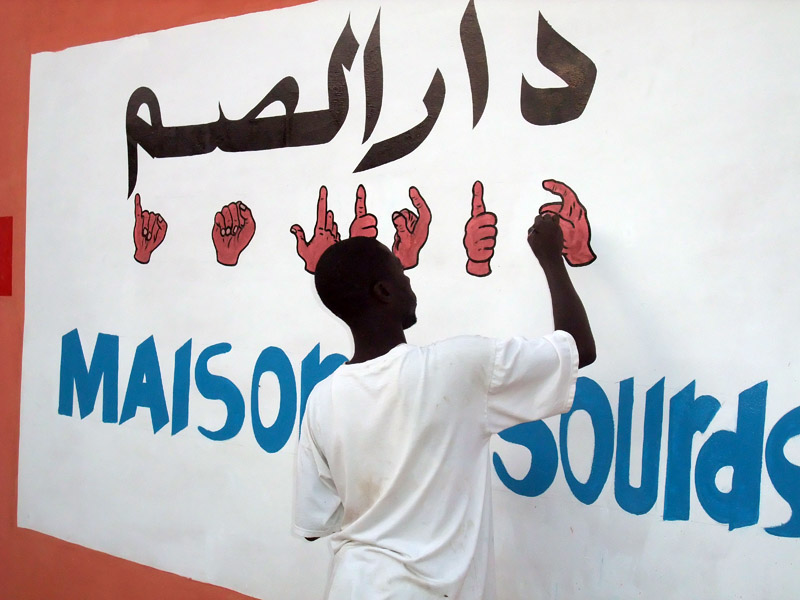 Maison des Sourds - a space to meet, learn and work for the Deaf