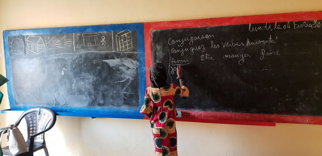 Fass Boye krijgt zijn eerste middelbare school en waarschijnlijk de eerste middelbare school in Senegal waar ook dove kinderen naar toe kunnen.